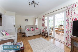 Sitting Room- click for photo gallery